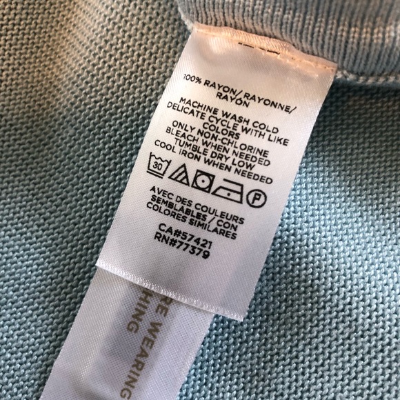 Ann Taylor Black Label V-neck Poncho.  Light Blue.  Size XS/S - Picture 10 of 10